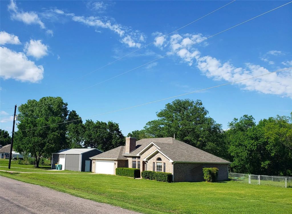 2615 Rolling Hills Drive, Sherman