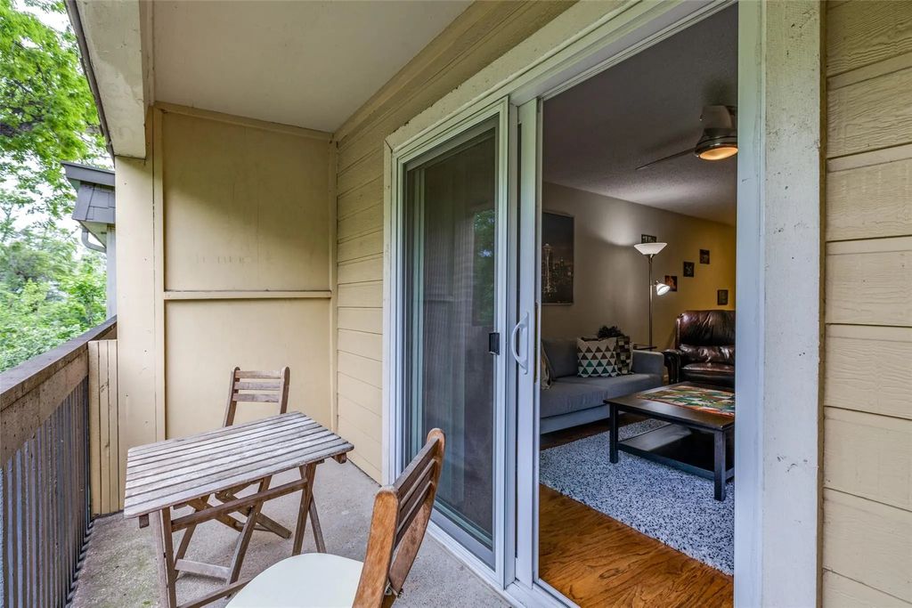 4845 Cedar Springs Road 368, Dallas