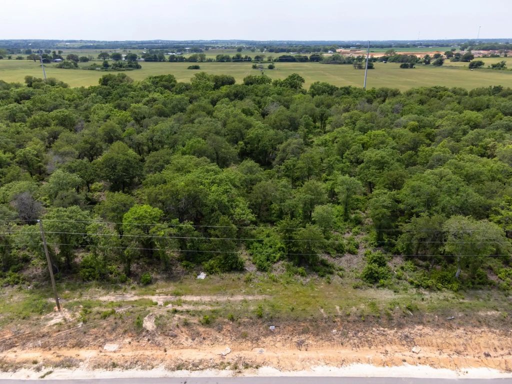 4000 Ken Road, Tolar