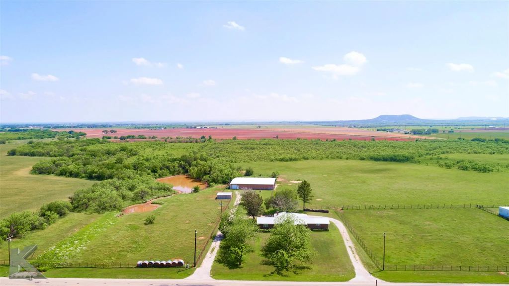 901 Fm 613, Tuscola