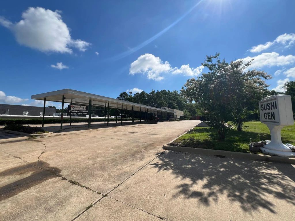 6625 Line Avenue, Shreveport
