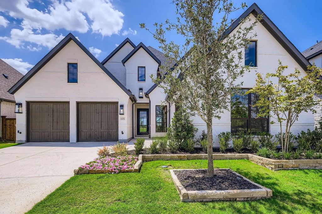 1252 High, The Colony