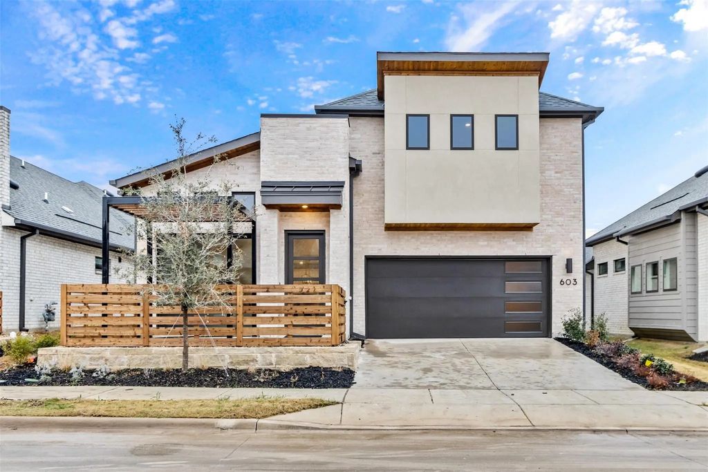 603 Sherwood Drive, Melissa