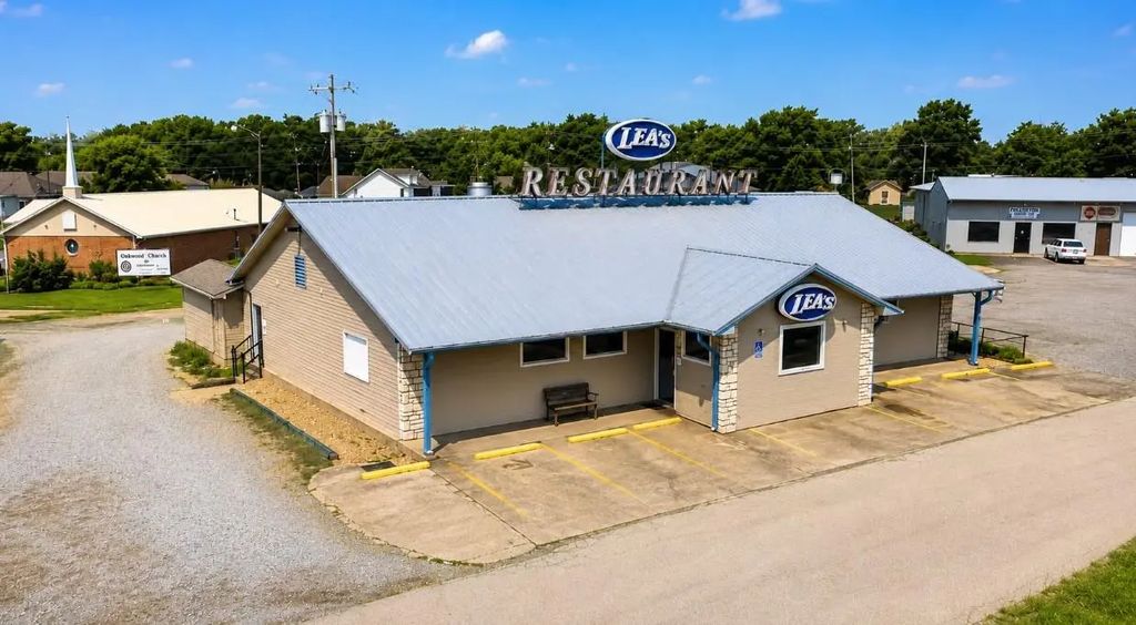 701 N Crossroads, Leonard