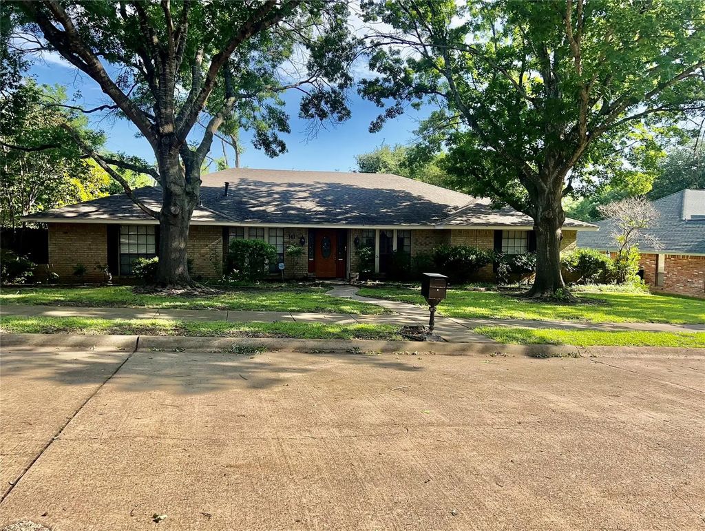 141 Palmer Circle, Lancaster