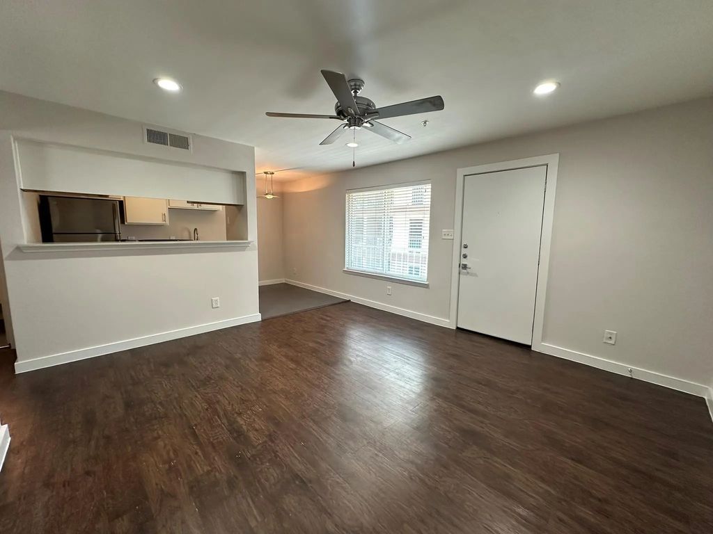 5408 Reiger Avenue 203, Dallas