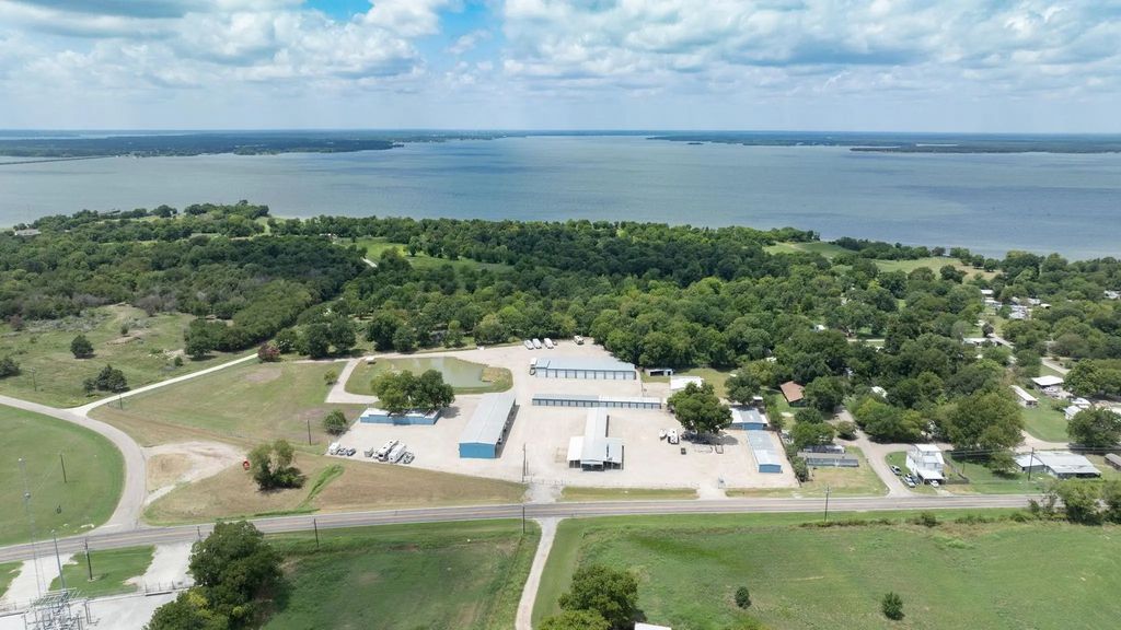 8034 Fm 513 S, Lone Oak