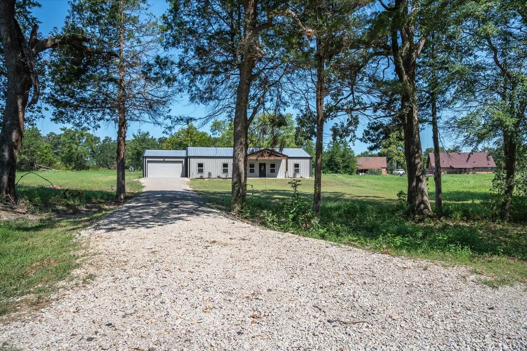 345 Cherry Creek Lane, Canton