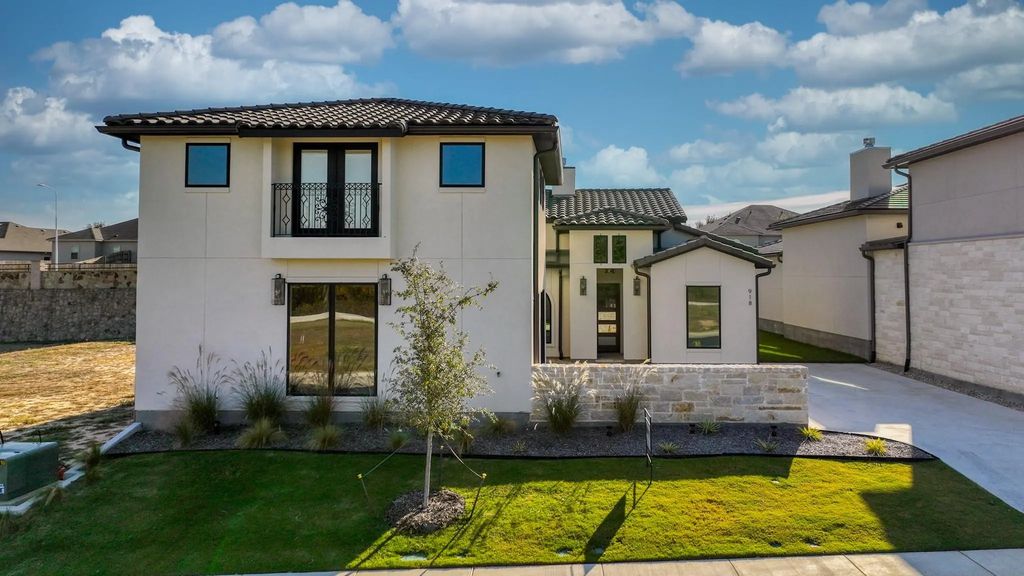 918 Eldorado Street, Weatherford