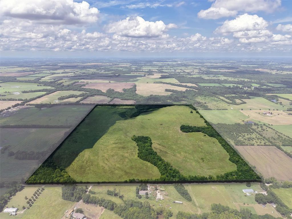 County Road 4145, Bonham