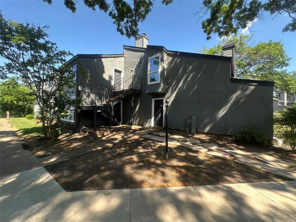 9696 Walnut Street 713, Dallas