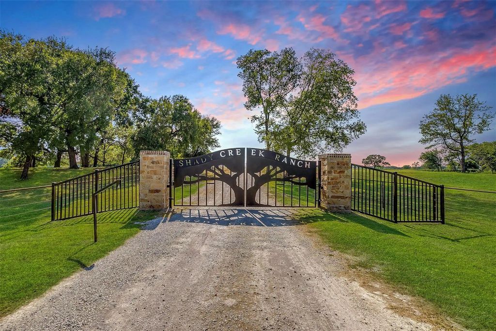 8650 S Fm 730, Boyd