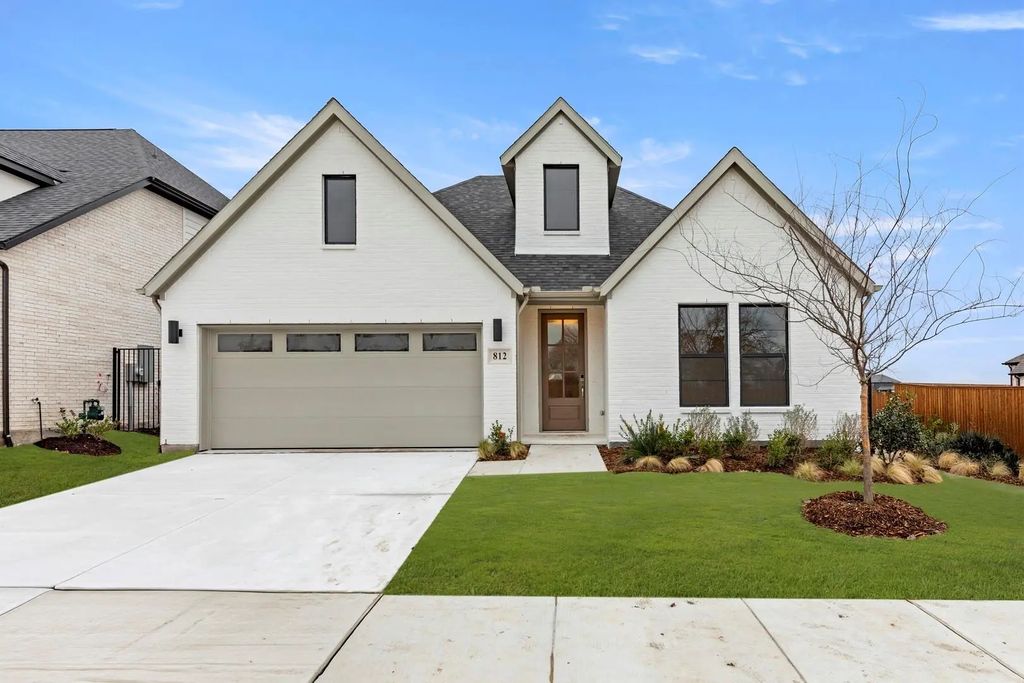812 Stoney Bridge, Lavon