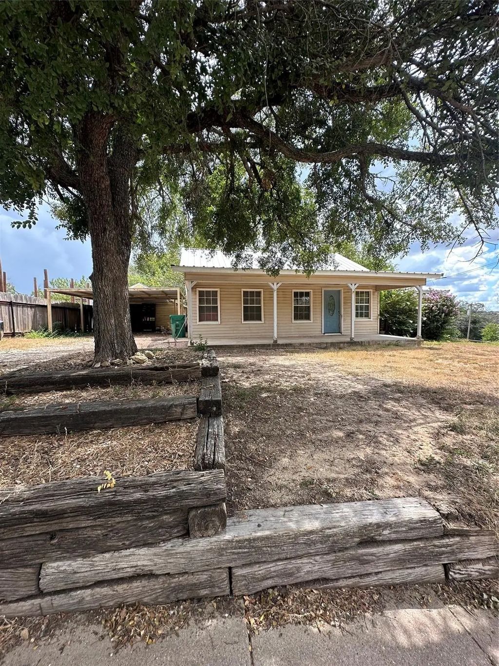 408 N Cage Street, Hamilton