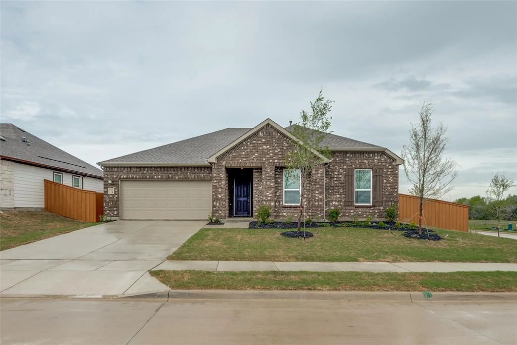 3725 Blooming Prairie Drive, Crandall
