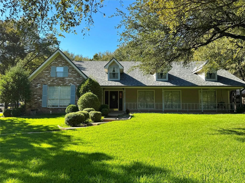 8009 Ravenswood Road, Granbury