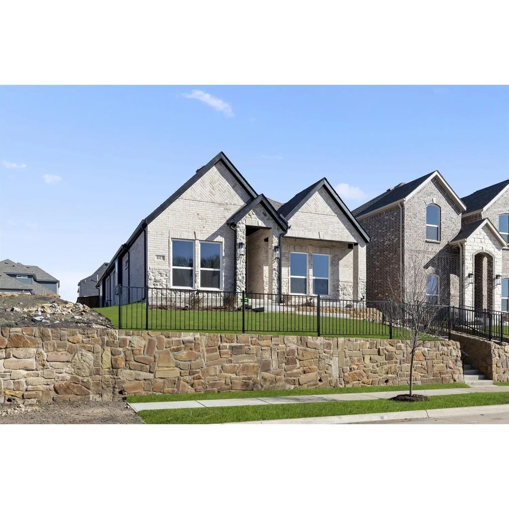 8113 Twin Creek Trail, Rowlett