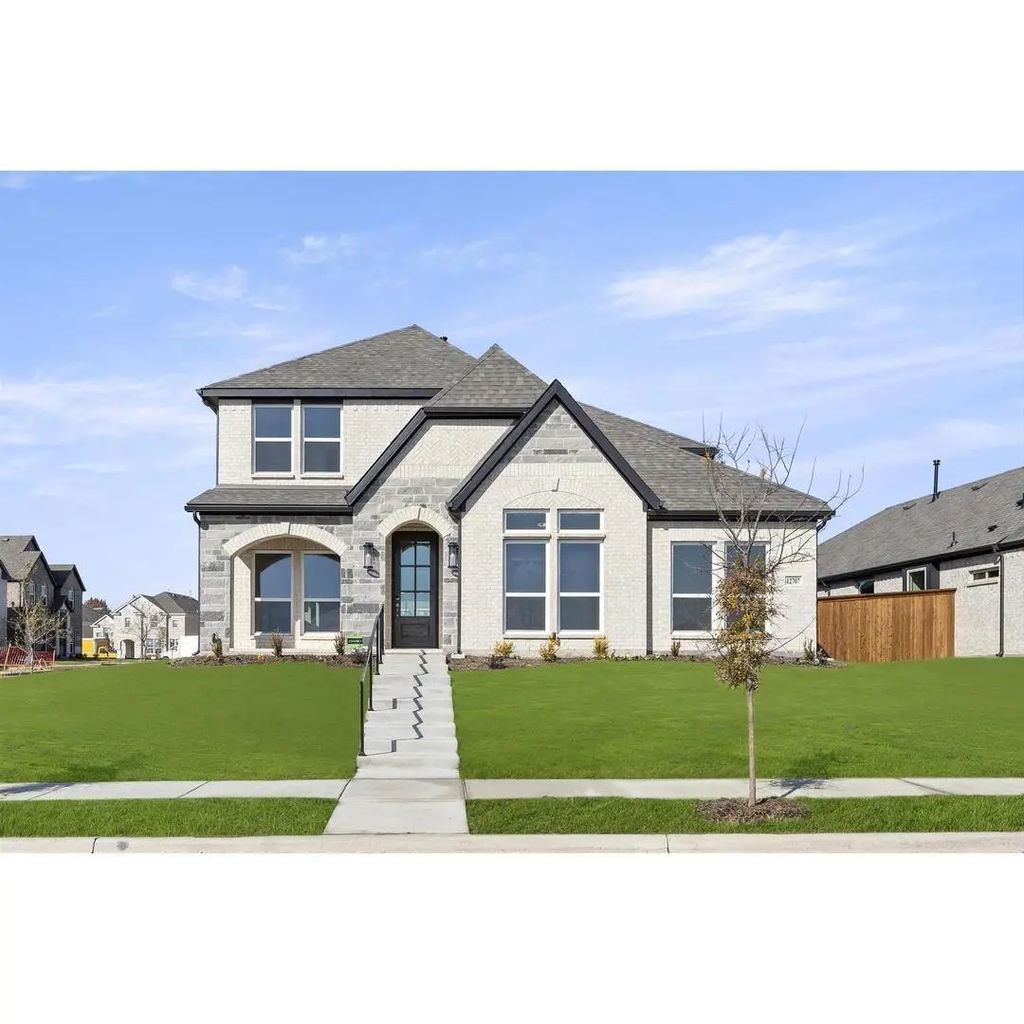 12707 Meadow Glen Trail, Rowlett