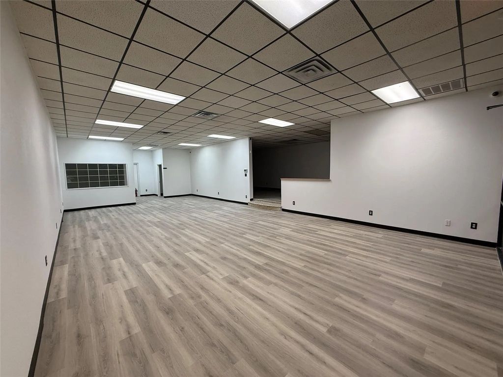 620 Fall Creek Highway 616, Granbury