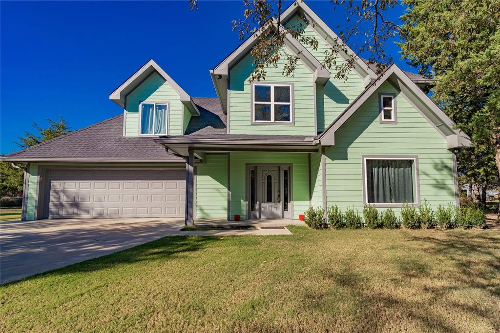 2844 Farm Road 2653 N, Cumby