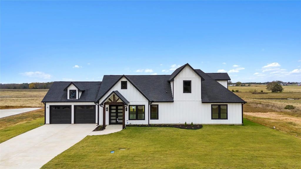 1230 Dixie Estates Way, Whitesboro
