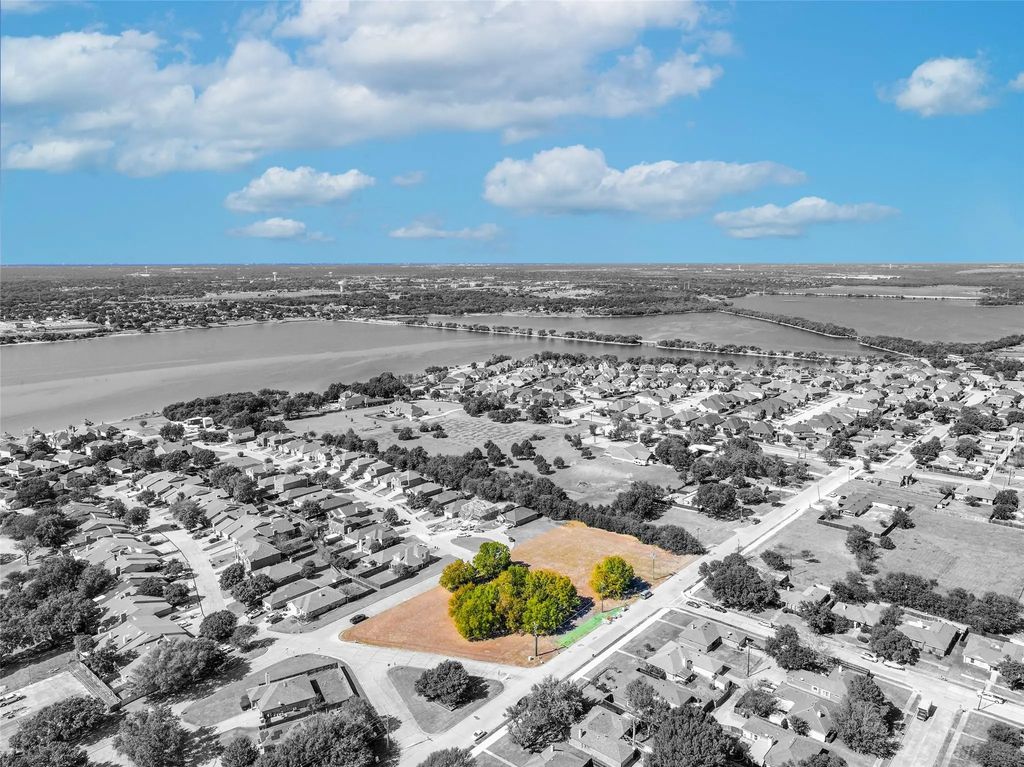 2345 Fuqua Road, Rowlett