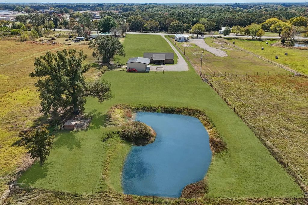 2068 W Us Highway 69, Emory