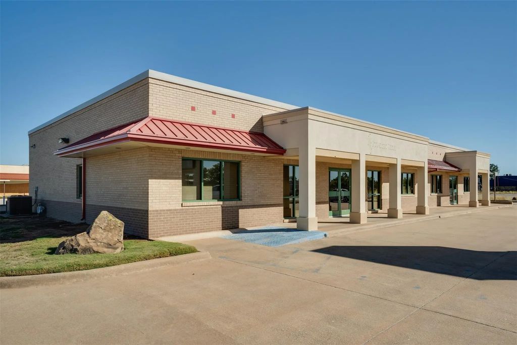 2618 Old Iowa Park Road, Wichita Falls