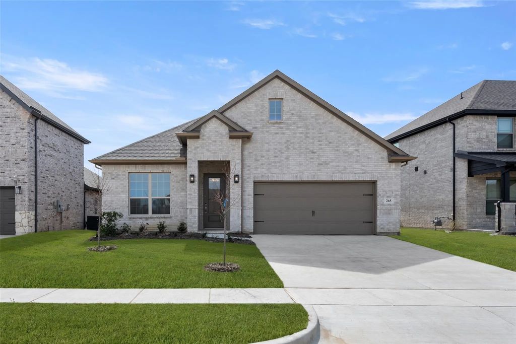 265 Allegheny Drive, Burleson