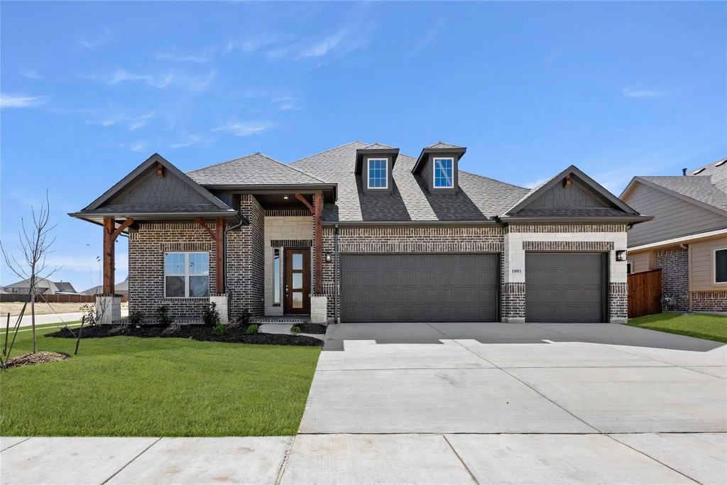 1001 Emerald Trace Drive, Justin
