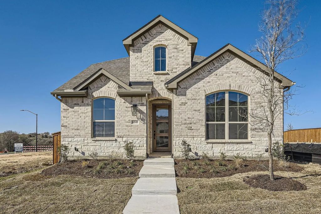 6040 Davis Knoll, Fort Worth