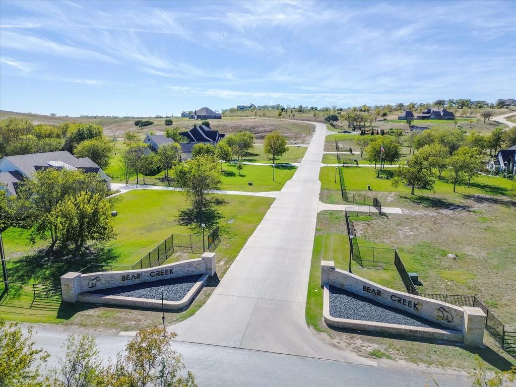 4073 Grizzly Trail, Aledo
