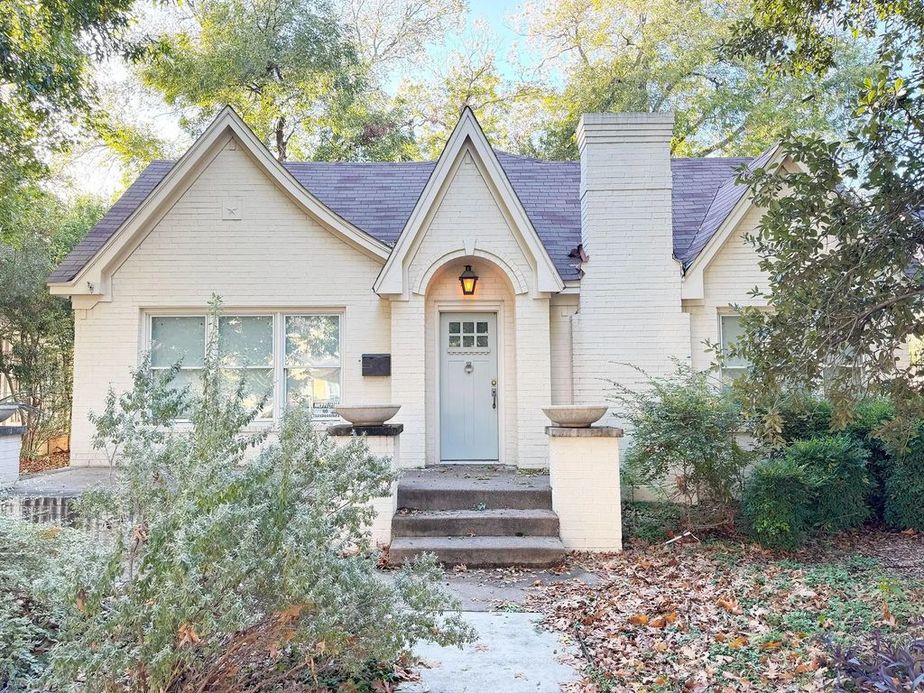 2300 Carleton Avenue, Fort Worth