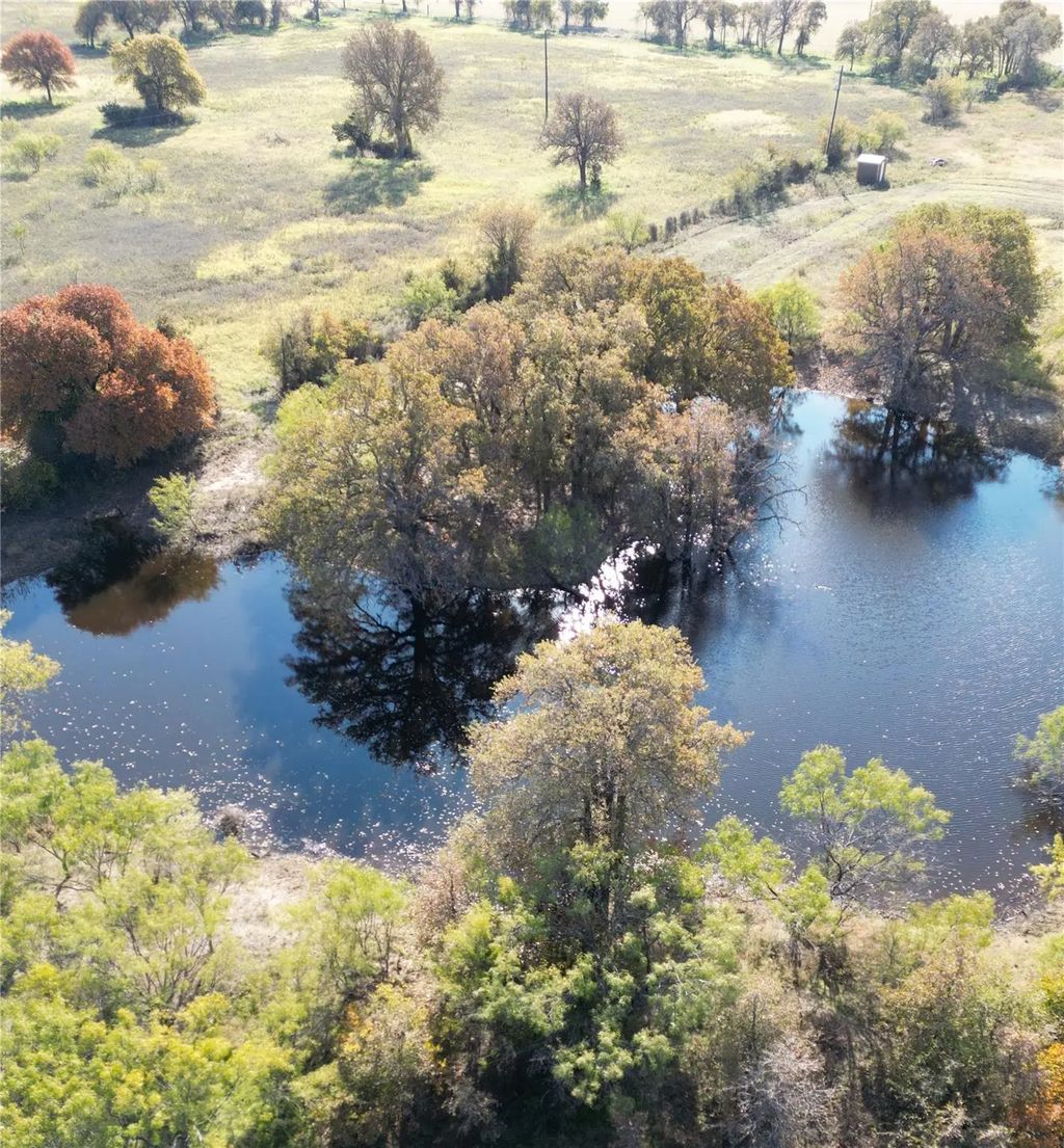 10015 County Road 477, Baird