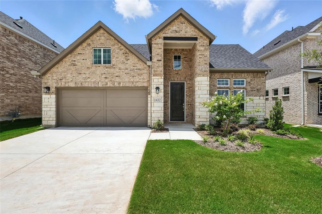 1432 Odette Drive, Arlington
