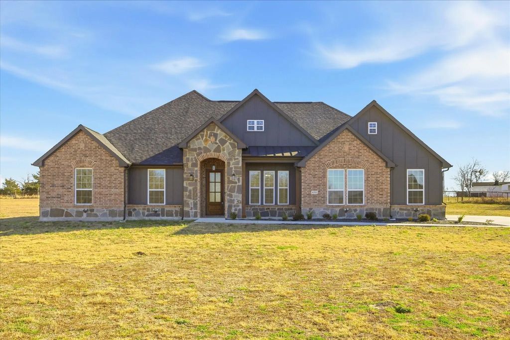 6292 Candy Oak Court, Royse City