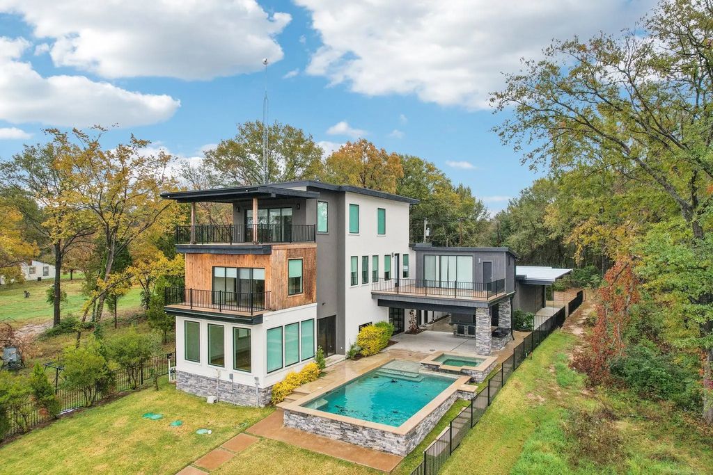 3195 Benjamin Drive, Caney City