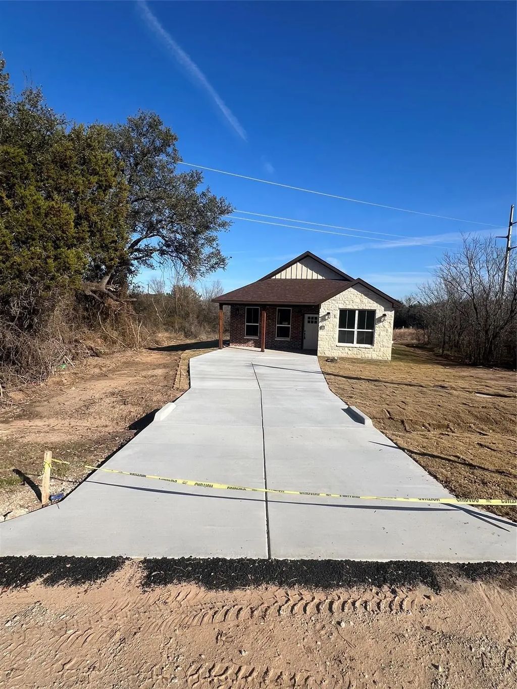 5741 Black Pine Circle, Granbury