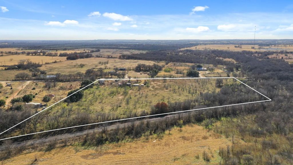 450 County Road 315, Comanche