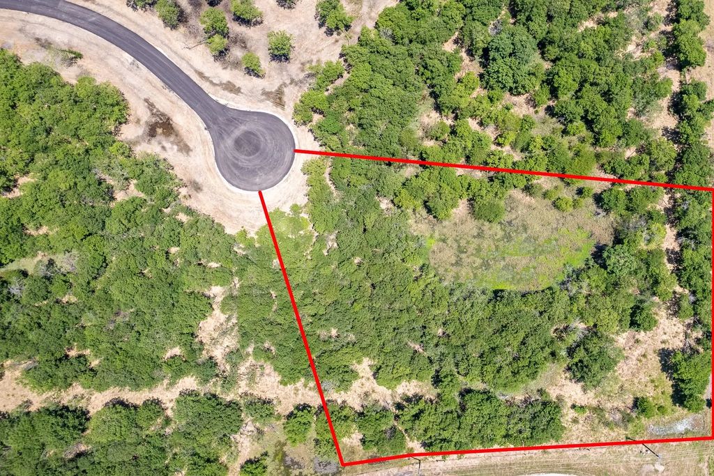 Lot 17 Waterfront Club, Corsicana