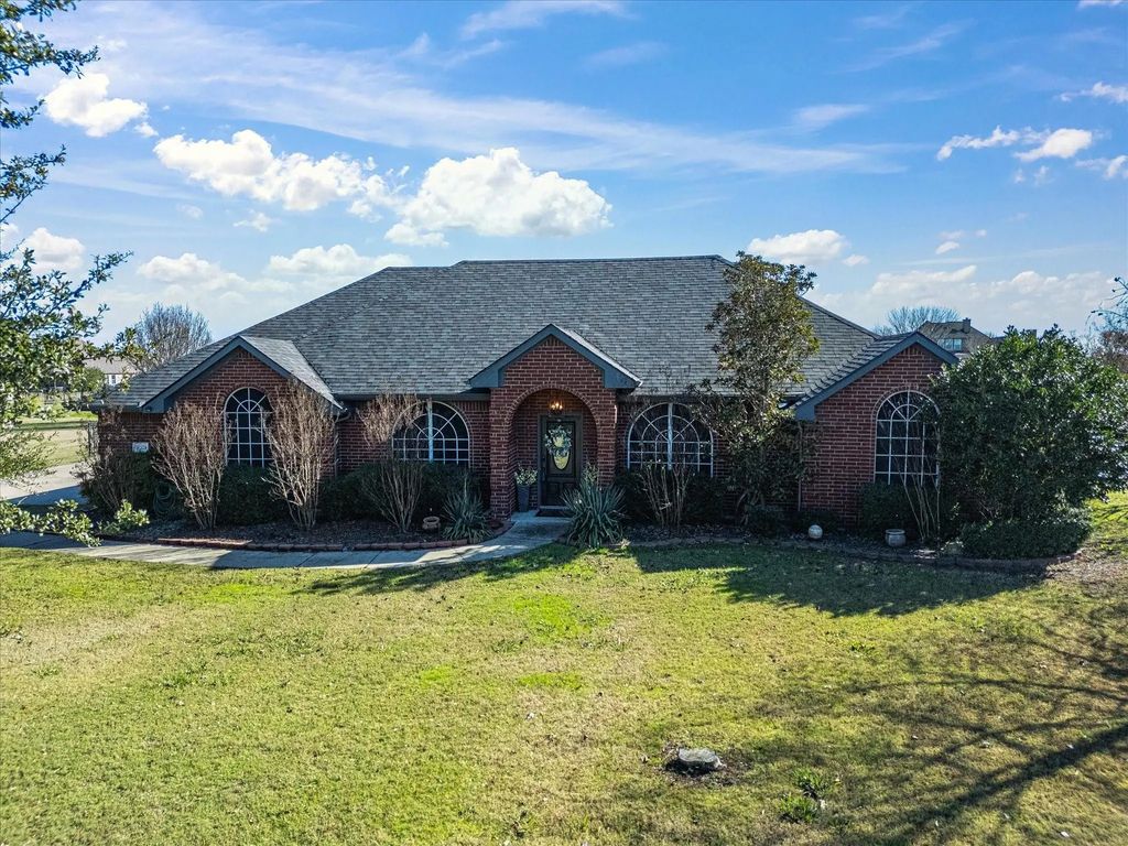 10325 E Clover Lane, Forney