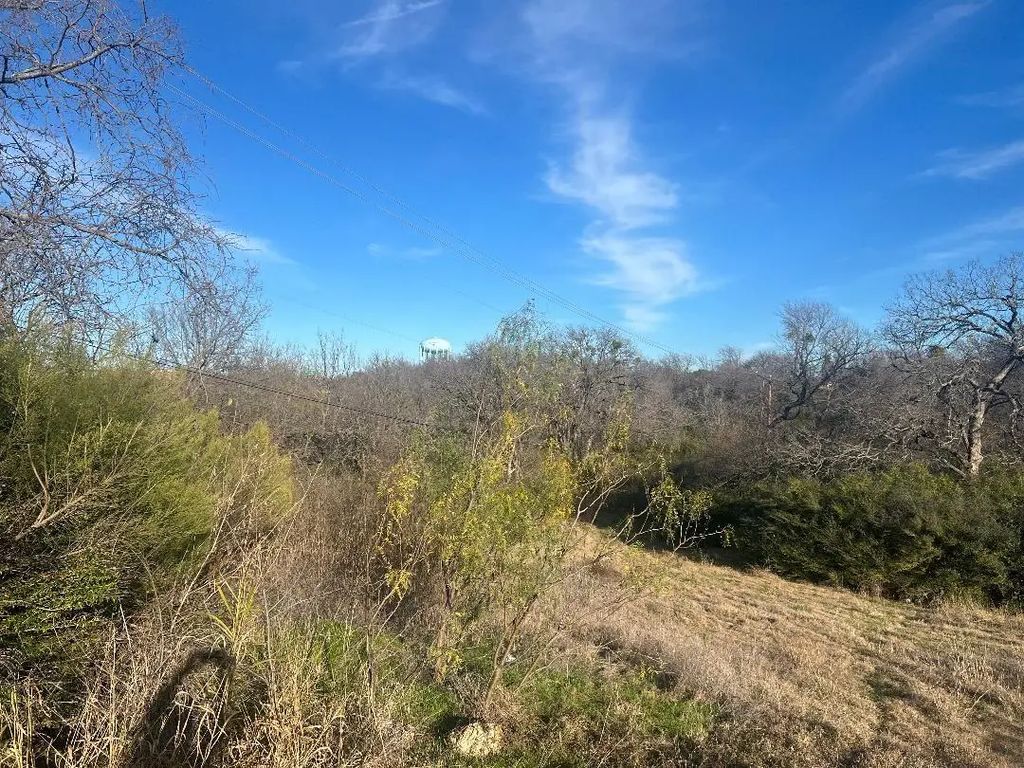 4200 Brentwood Stair Road, Fort Worth
