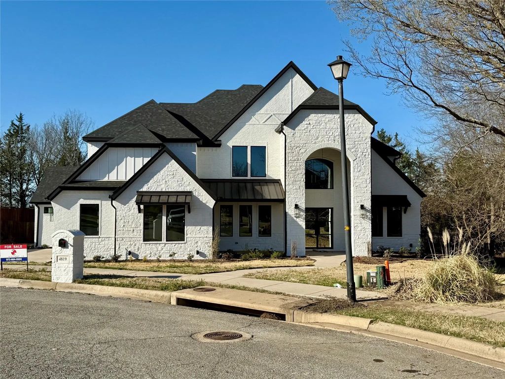4819 Park Vista Boulevard, Sherman