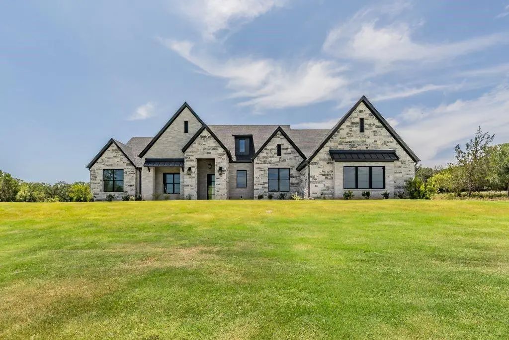 1021 Annabelles Avenue, Weatherford