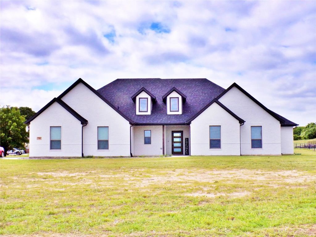 731 County Road 4764, Boyd