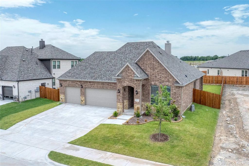2817 Dolomite Drive, Sherman