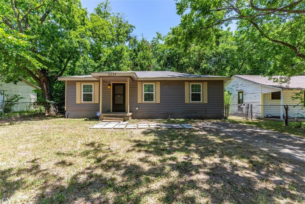 1115 S Frances Street, Terrell