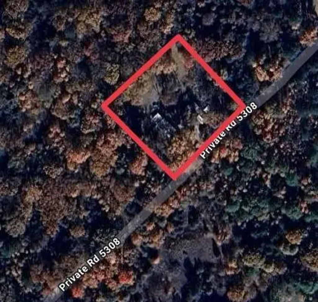 211 Private Road 5308, Canton
