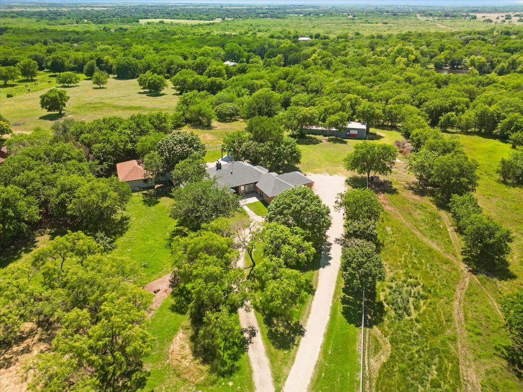 7185 Mesquite Ridge, Sanger