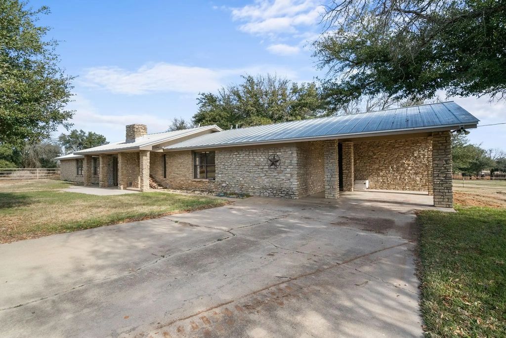 693 Cr 501 15, Stephenville